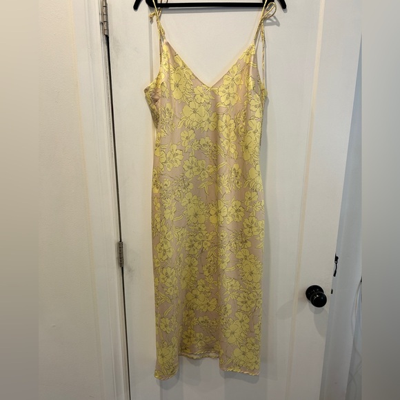 Park & Fifth Other - NWT park and fifth Met slip dress